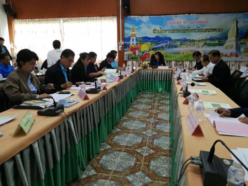 ผู้ตรวจราชการกรม (ส.ป.ก.) ร่วมประชุมการตรวจราชการตามแผนการตรวจราชการกระทรวงเกษตรและสหกรณ์ ประจำปีงบประมาณ ๒๕๖๑ และงานสำคัญตามนโยบายรัฐบาล/กระทรวง ของผู้ตรวจราชการกระทรวงเกษตรและสหกรณ์ เขต ๑๑ รอบที่ ๒ ณ ห้องประชุมสารสนเทศยางพารา สำนักงานเกษตรจังหวัดนครพนม อำเภอเมืองนครพนม จังหวัดนครพนม