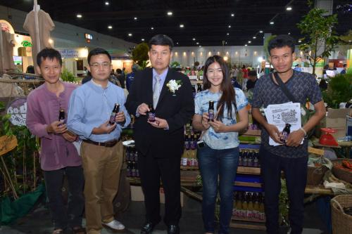 รองเลขาธิการ ส.ป.ก.เยี่ยมชมงานมหกรรมสมุนไพรและอาหารแห่งชาติ ครั้งที่ ๓ ณ ศูนย์แสดงสินค้าและการประชุม อิมแพค เมืองทองธานี