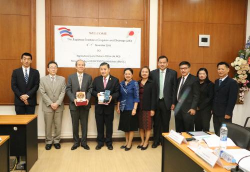 เลขาธิการ ส.ป.ก. เป็นประธานในการต้อนรับ คณะเจ้าหน้าที่สถาบันชลประทานและการระบายน้ำของญี่ปุ่น (The Japanese Institute of Irrigation and Drainage: JIID) 