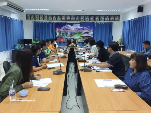 รองเลขาธิการ ส.ป.ก. (นางสมพร ทองทั่ว) ตรวจเยี่ยมและประชุมคณะทำงานการแก้ไขปัญหาการถือครองและการใช้ประโยชน์ในเขตปฏิรูปที่ดิน โครงการป่าเกาะพยาม