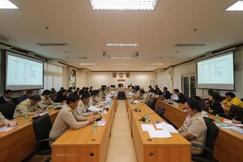 เลขาธิการ ส.ป.ก. พร้อมคณะ ลงพื้นที่ประชุมมอบนโยบายการปฏิบัติราชการ พร้อมรับฟังการรายงานความก้าวหน้าและปัญหาอุปสรรคในการขับเคลื่อนภารกิจของกลุ่ม ส.ป.ก.จังหวัดภาคตะวันออก ๑๐ จังหวัด