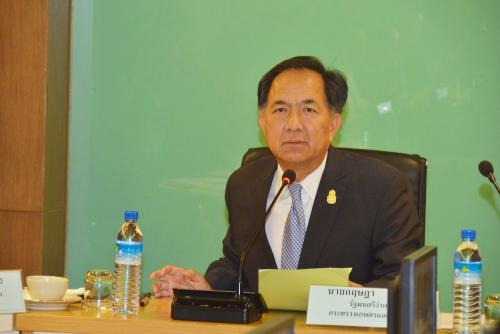 ส.ป.ก. ร่วมประชุมวีดีโอคอนเฟอร์เรนซ์รับมอบแนวทางการปฏิบัติงานจากกระทรวงเกษตรและสหกรณ์การเกษตร เรื่อง แนวทางการดำเนินงานของกระทรวงเกษตรและสหกรณ์เกี่ยวกับสารพาราคอต และคลอร์ไพริฟอส