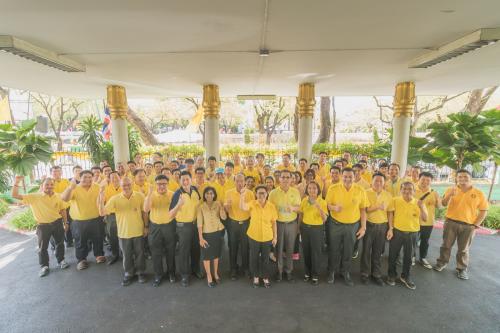ส.ป.ก.รวมใจ จัดพื้นที่รับเสด็จในพระราชพิธีบรมราชาภิเษกบริเวณถนนราชดำเนินนอก