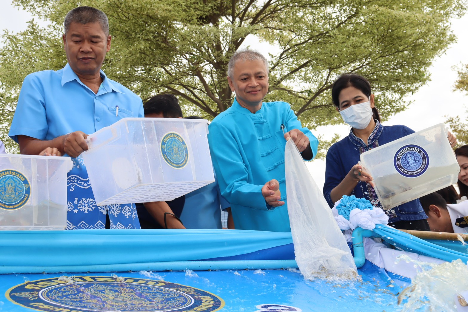 เข้าร่วมพิธีปล่อยพันธุ์สัตว์น้ำเนื่องในวันประมงแห่งชาติ สร้างความสมดุลให้ทรัพยากรธรรมชาติของสัตว์น้ำให้ยั่งยืนตลอดไป 