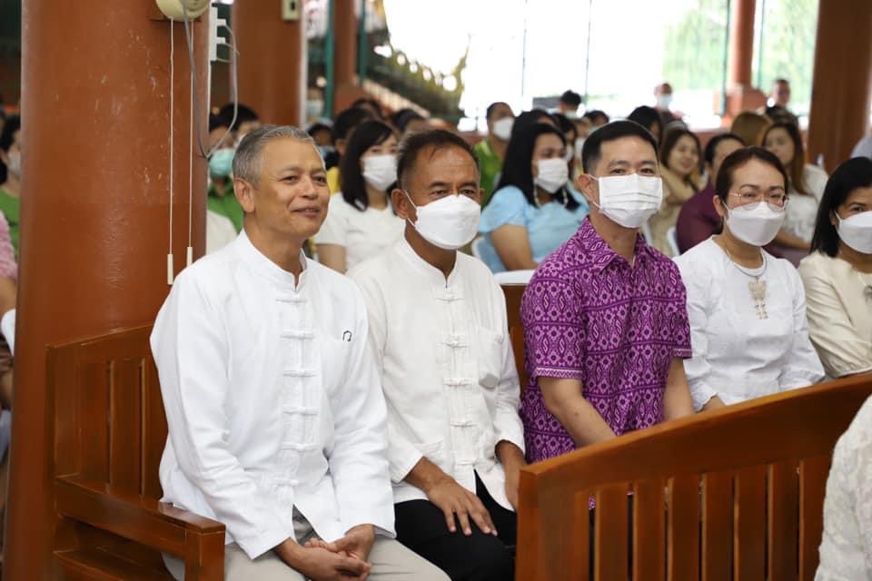 เข้าร่วมโครงการวันพระสุขใจ ครอบครัวหิ้วตะกร้า ศรัทธาอิ่มบุญ อุดหนุนชุมชน ประจำปีงบประมาณ พ.ศ. 2566 จังหวัดอ่างทอง