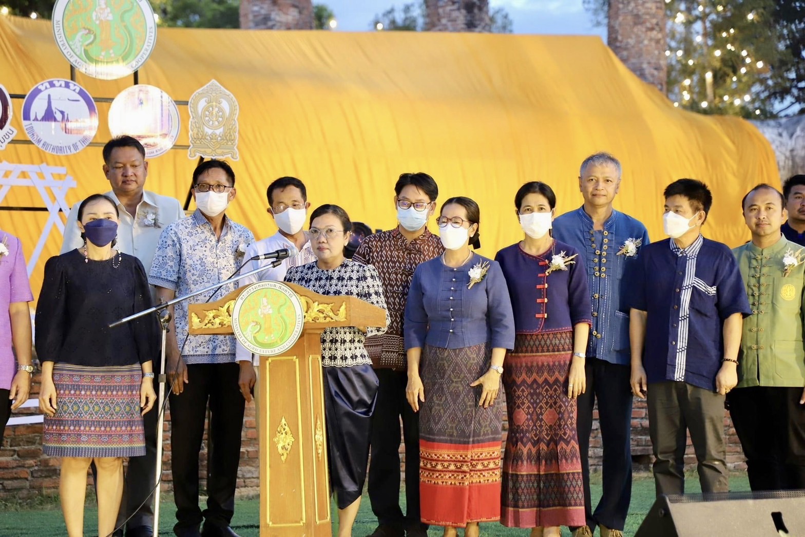 เข้าร่วมพิธีเปิดงาน เกษตรและของดีเมืองอ่างทอง ประจำปี 2566 ครั้งที่ 2