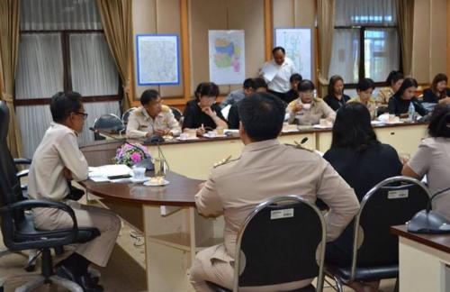 สำนักงานการปฏิรูปที่ดินจังหวัดอ่างทองร่วมประชุมทบทวนแผนพัฒนาการเกษตรและสหกรณ์จังหวัดอ่างทอง (พ.ศ.๒๕๖๑-๒๕๖๔)