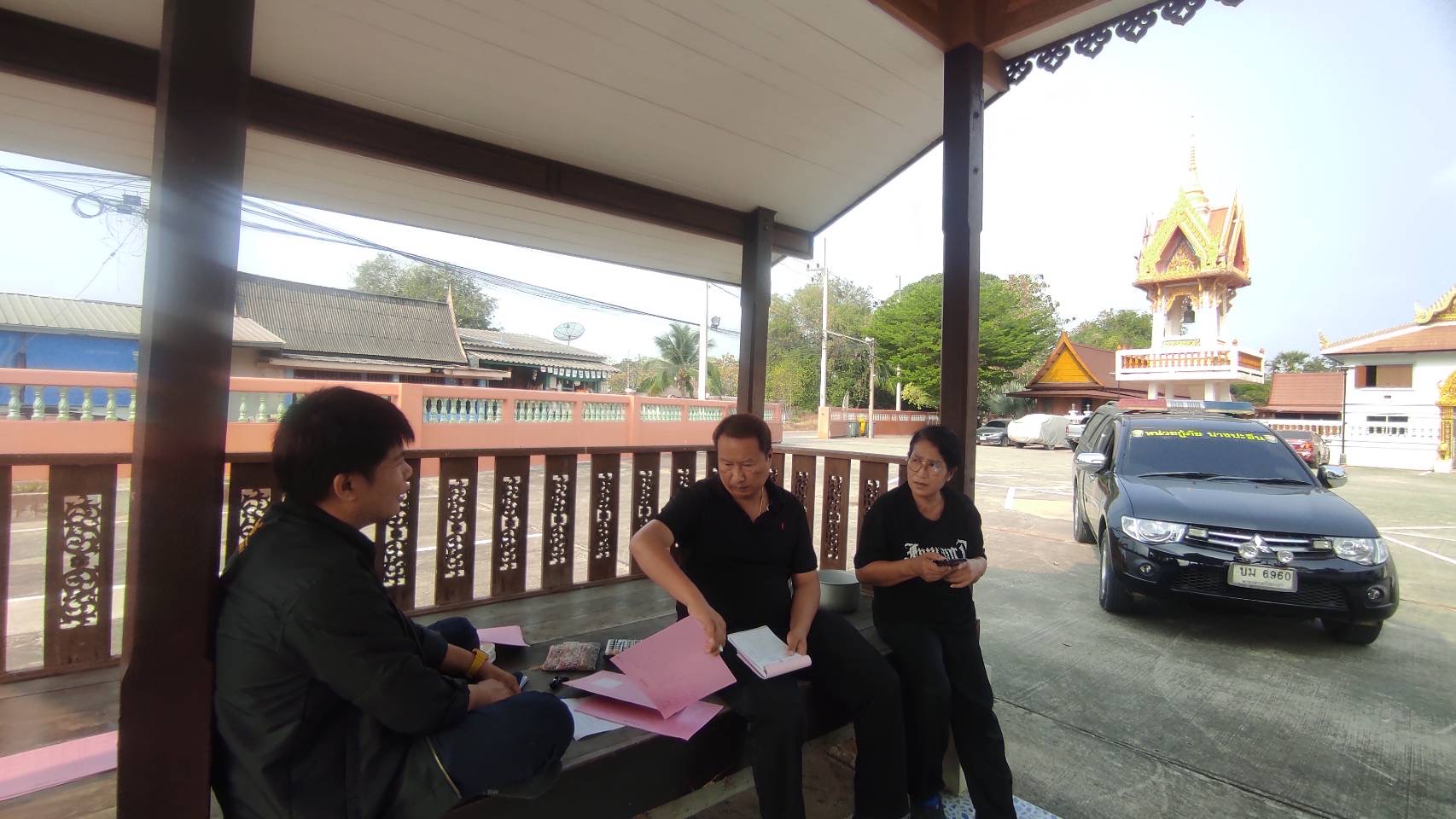 ส.ป.ก.พระนครศรีอยุธยา ดำเนินการ ออกพื้นที่ให้บริการรับชำระค่าเช่าที่ดินเพื่อเกษตรกรรม  เพื่อลดภาระค่าใช้จ่ายในการเดินทางให้กับเกษตรกรในเขตปฏิรูปที่ดิน และประชาสัมพันธ์สินเชื่อดอกเบี้ยต่ำให้กับเกษตรกรในเขตปฏิรูปที่ดิน