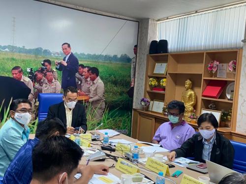 ส.ป.ก.พระนครศรีอยุธยาร่วมประชุมชี้แจงแนวทางการดำเนินงานโครงการ 1 ตำบล 1 กลุ่มเกษตรทฤษฎีใหม่ ผ่านระบบทางไกลออนไลน์