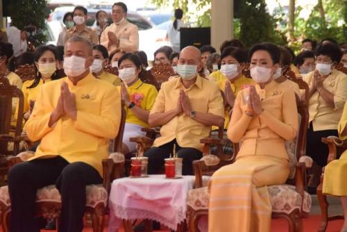 ส.ป.ก.พระนครศรีอยุธยาร่วมพิธีเจริญพระพุทธมนต์ น้อมรำลึกในพระมหากรุณาธิคุณ พระบาทสมเด็จพระบรมชนกาธิเบศร มหาภูมิพลอดุลยเดชมหาราช บรมนาถบพิตร 