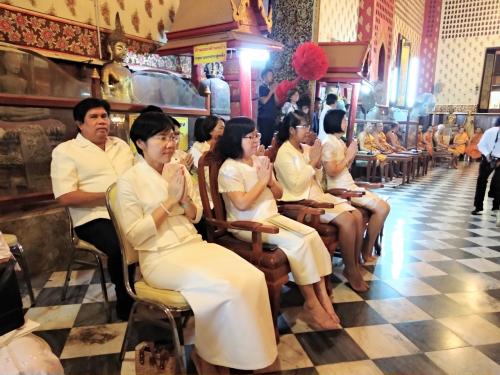 ส.ป.ก.พระนครศรีอยุธยา ร่วมพิธีเจริญพระพุทธมนต์และเจริญจิตภาวนาถวายพระราชกุศล