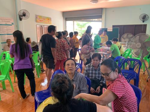  ส.ป.ก.พระนครศรีอยุธยา ออกให้บริการเคลื่อนที่ (Mobile Unit) เก็บภาษี/ค่าเช่า ตรวจสอบการใช้ประโยชน์ที่ดิน ให้คำปรึกษาด้านกฏหมายและการรังวัดแบ่งเขต ครั้งที่ ๓