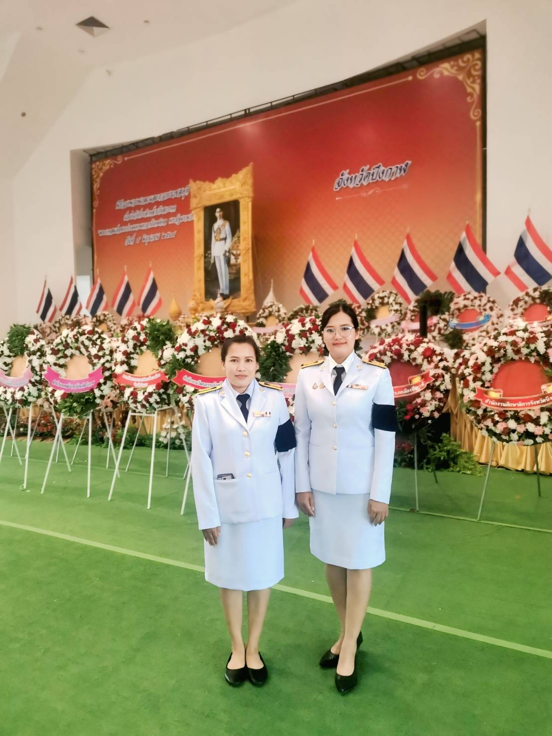 ร่วมพิธีวางพวงมาลาและถวายราชสดุดี เนื่องในวันที่ระลึกคล้ายวันสวรรคต “พระบาทสมเด็จพระปรเมนทรมหาอานันทมหิดล