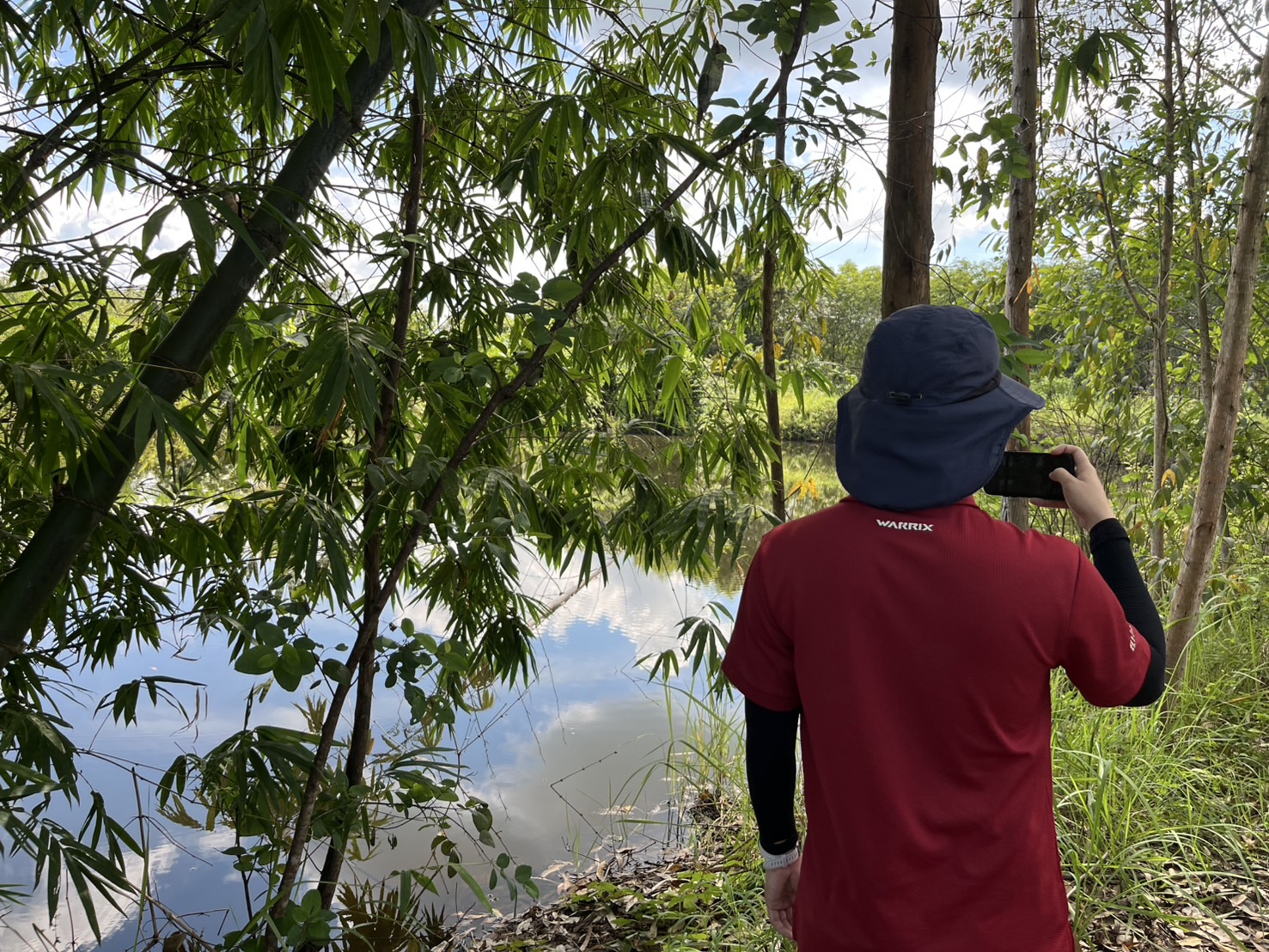 title - นางสาวสงกรานต์ ตะนนท์ ปฏิรูปที่ดินจังหวัดบึงกาฬ มอบหมายให้นายนิยม ลำเจียก นายช่างสำรวจอาวุโส (ผอ.กลุ่มงานช่างฯ) พร้อมด้วยเจ้าหน้าที่จากส่วนกลาง สำนักพัฒนาพื้นที่ปฏิรูปที่ดิน (ส.พ.ป.) ได้เข้าพบเพื่อ ปรึกษาหารือเรื่องการดำเนินคดี ขุดลักดินในเขตปฏิรูปที่ดิน 