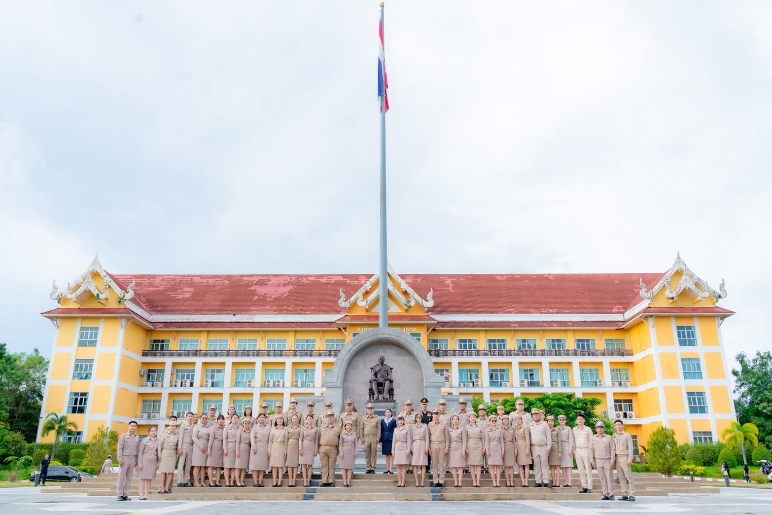 title - กิจกรรมเนื่องในวันพระราชทานธงชาติไทย (Thai National Flag Day)  ๒๘ กันยายน ประจำปี ๒๕๖๙