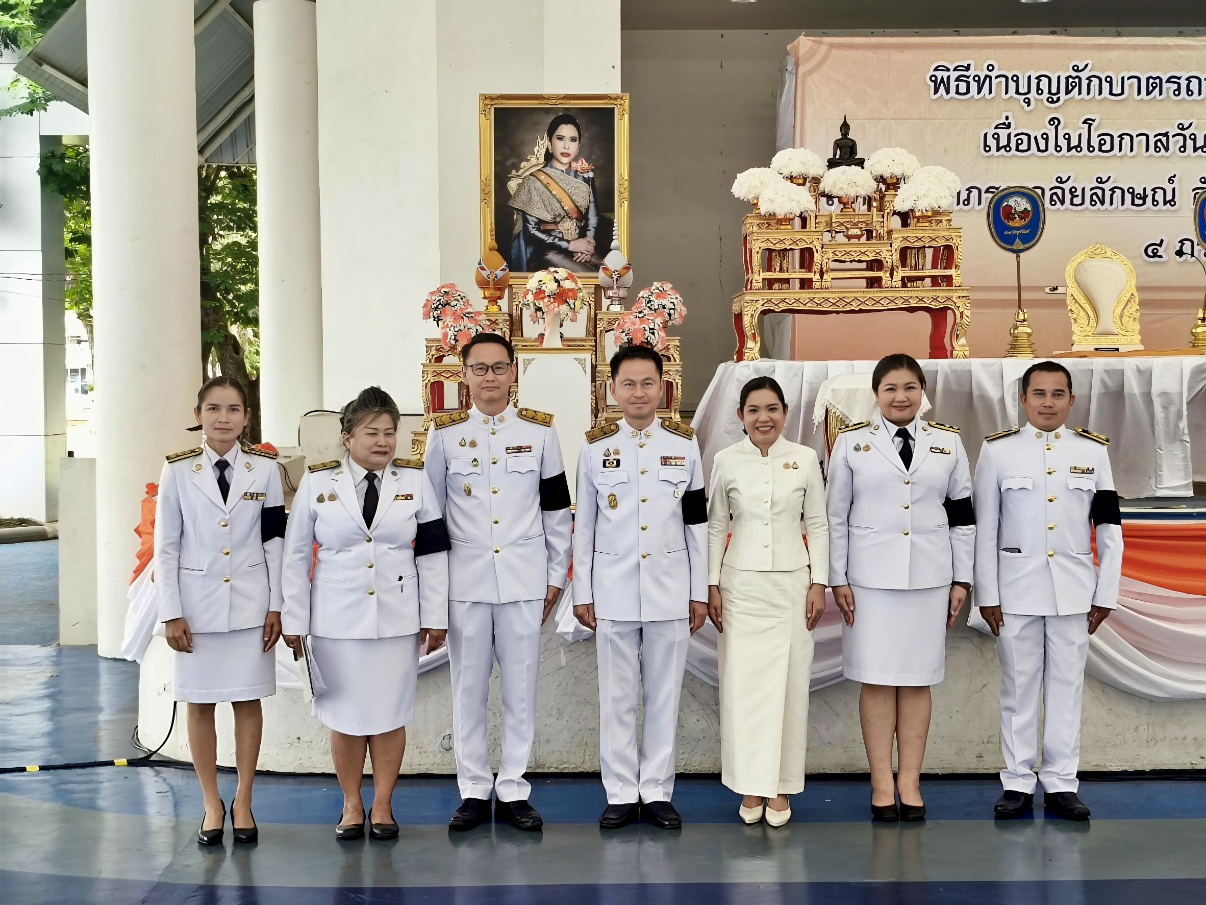 วันเสาร์ที่ 4 กรกฎาคม 2569 นายประเสริฐ กาญจนเกียรติกุล ปฏิรูปที่ดินจังหวัดบุรีรัมย์ พร้อมด้วยเจ้าหน้าที่ ส.ป.ก.บุรีรัมย์ ร่วมกิจกรรมวันคล้ายวันประสูติ สมเด็จพระเจ้าน้องนางเธอ เจ้าฟ้าจุฬาภรณวลัยลักษณ์ อัครราชกุมารี กรมพระศรีสวางควัฒนวรขัติยราชนารี ณ โดมสวนรมย์บุรี 200 ปี เทศบาลนครบุรีรัมย์ (ข่าวแชร์)