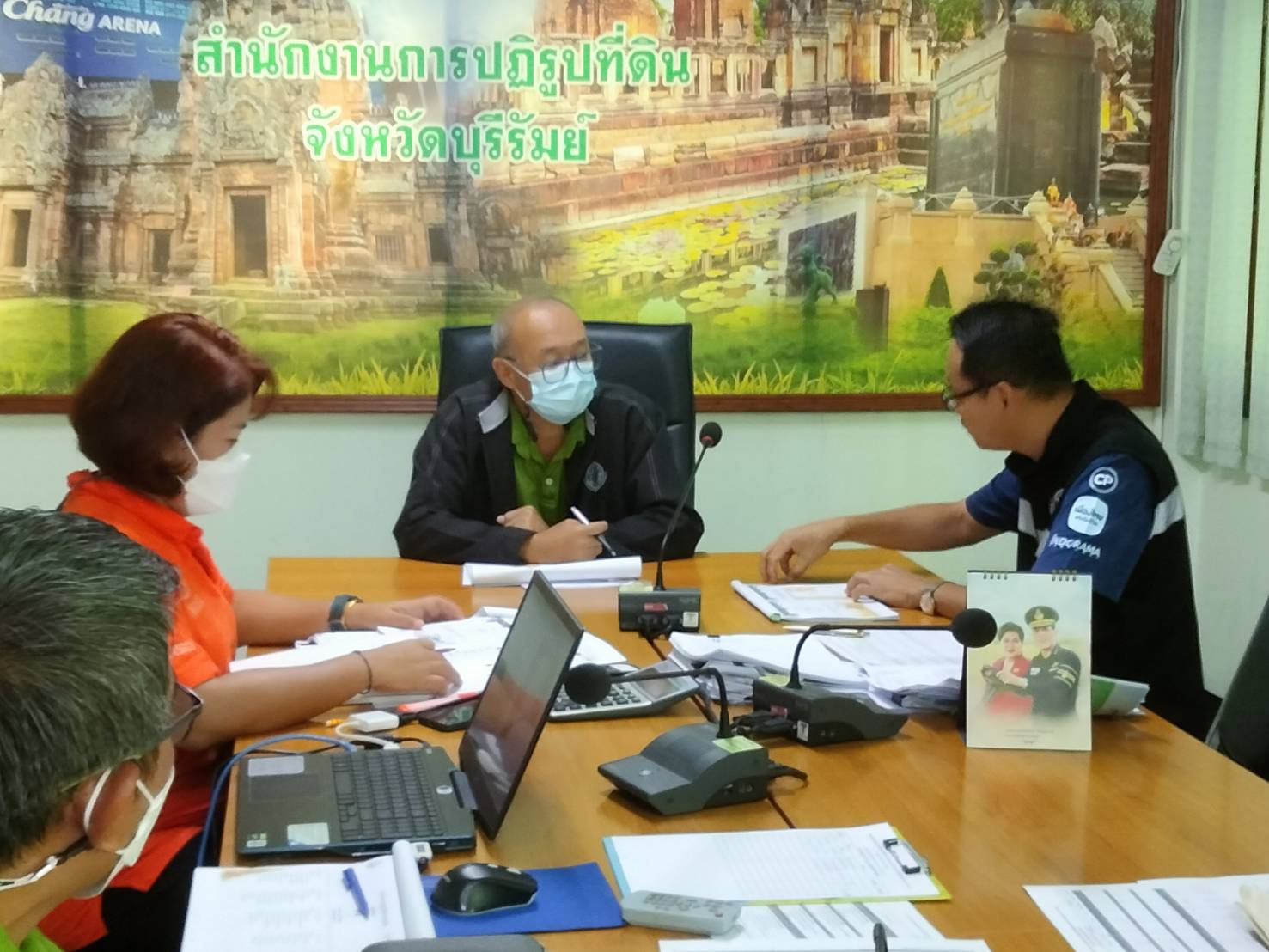 ส.ป.ก.บุรีรัมย์ ต้อนรับผู้ตรวจราชการ ส.ป.ก. และคณะในการตรวจติดตามความก้าวหน้าผลการดำเนินงาน ตามแผนการตรวจราชการ ประจำปีงบประมาณ พ.ศ. 2565 เขตตรวจราชการที่ 13 รอบที่ 2 