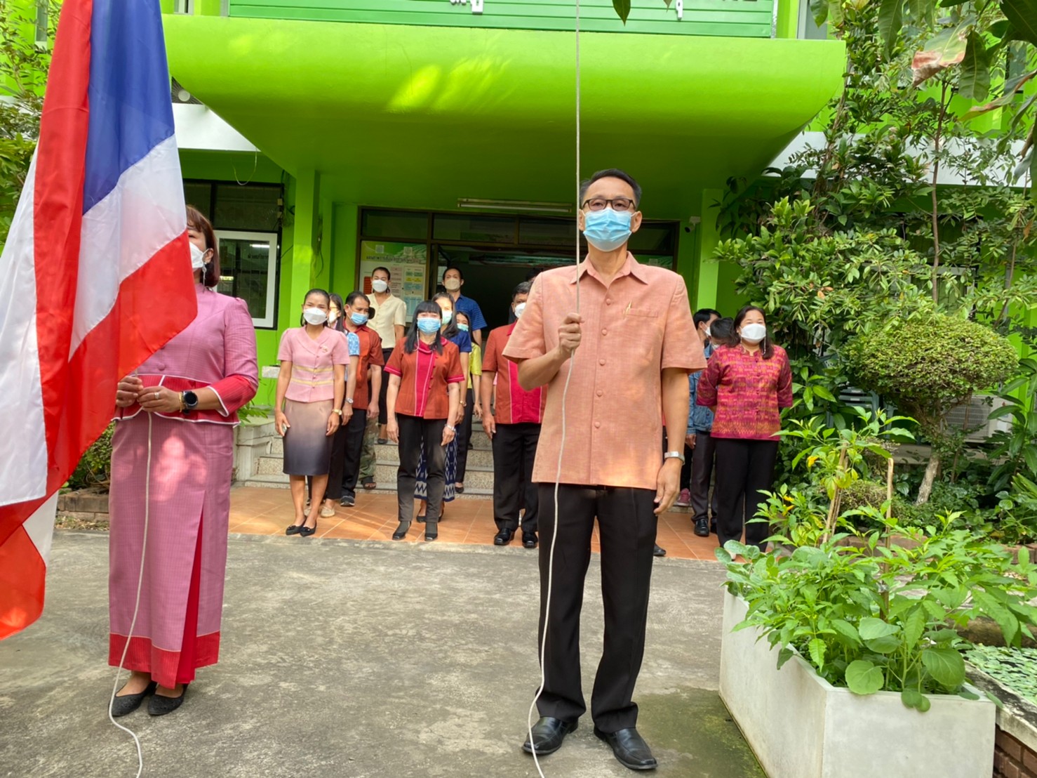 ส.ป.ก.บุรีรัมย์ จัดกิจกรรมเคารพธงชาติ