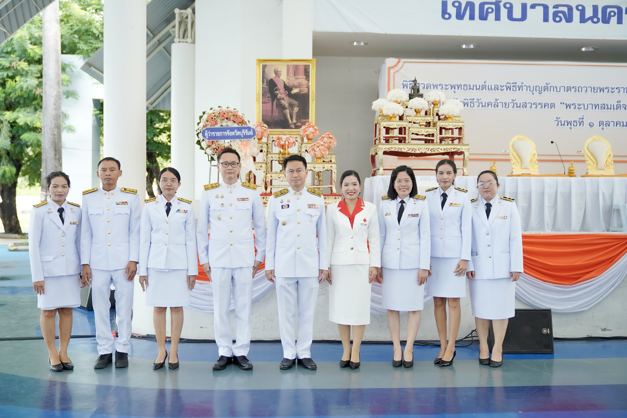วันที่ 1 ตุลาคม 2568 นายประเสริฐ กาญจนเกียรติกุล ปฏิรูปที่ดินจังหวัดบุรีรัมย์ พร้อมเจ้าหน้าที่ ส.ป.ก.บุรีรัมย์ ร่วมพิธีสวดพระพุทธมนต์ทำบุญตักบาตร และพิธีวางพวงมาลาและถวายราชสดุดี เนื่องในรัฐพิธีวันคล้ายวันสวรรคตพระบาทสมเด็จพระจอมเกล้าเจ้าอยู่หัว