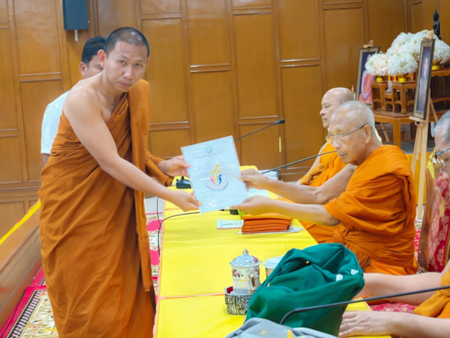 title - วันเสาร์ที่ 25 เมษายน 2569 นายประเสริฐ กาญจนเกียรติกุล ปฏิรูปที่ดินจังหวัดบุรีรัมย์ และเจ้าหน้าที่ ส.ป.ก.บุรีรัมย์ ถวายหนังสืออนุญาตให้ใช้ที่ดินเพื่อกิจการสาธารณูปโภค กรณีสำนักงานพระพุทธศาสนาแห่งชาติขอใช้ที่ดินเพื่อสร้างวัดจำนวน 3 วัด