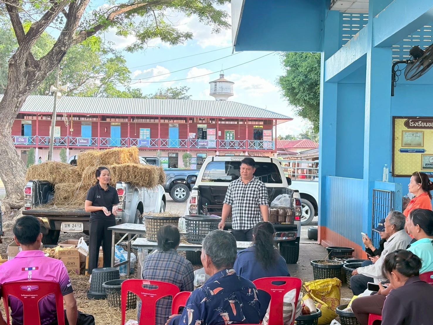 title - วันพุธที่ 17 ธันวาคม 2568 นายประเสริฐ กาญจนเกียรติกุล ปฏิรูปที่ดินจังหวัดบุรีรัมย์ มอบหมายให้นางสาวสุภาณี จงรัมย์ นักวิชาการปฏิรูปที่ดินปฏิบัติการ ดำเนินการจัดฝึกอบรมโครงการลดการเผาวัสดุเหลือใช้ทางการเกษตรในเขตปฏิรูปที่ดินปีงบประมาณ พ.ศ. 2569