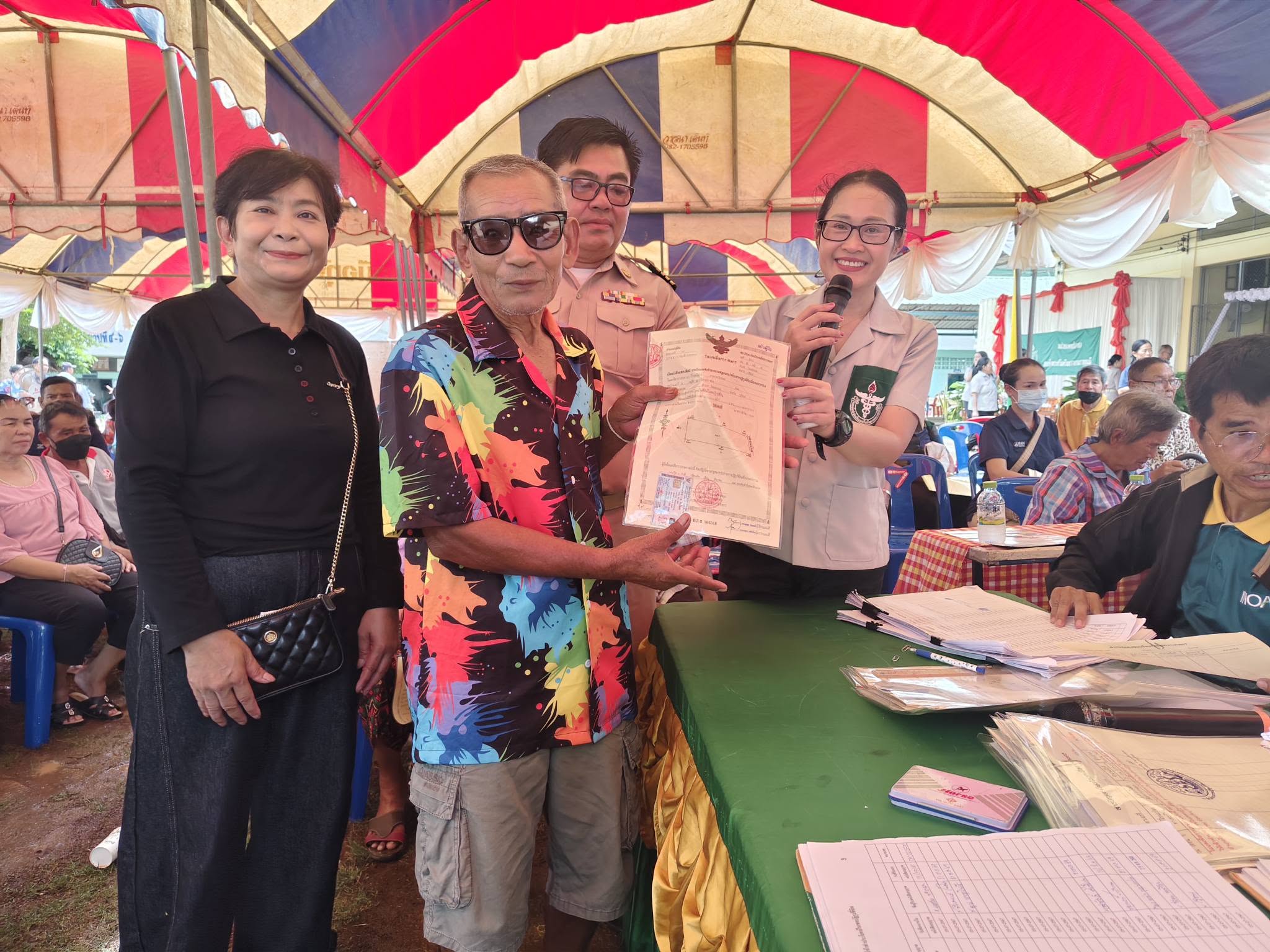 title - วันที่ 21 ตุลาคม 2569 นายประเสริฐ กาญจนเกียรติกุล ปฏิรูปที่ดินจังหวัดบุรีรัมย์ ได้มอบหมายให้เจ้าหน้าที่ ส.ป.ก.บุรีรัมย์ ร่วมออกหน่วยแพทย์อาสา สมเด็จพระศรีนครินทราบรมราชชนนี (พอ.สว) ภายใต้โครงการ 