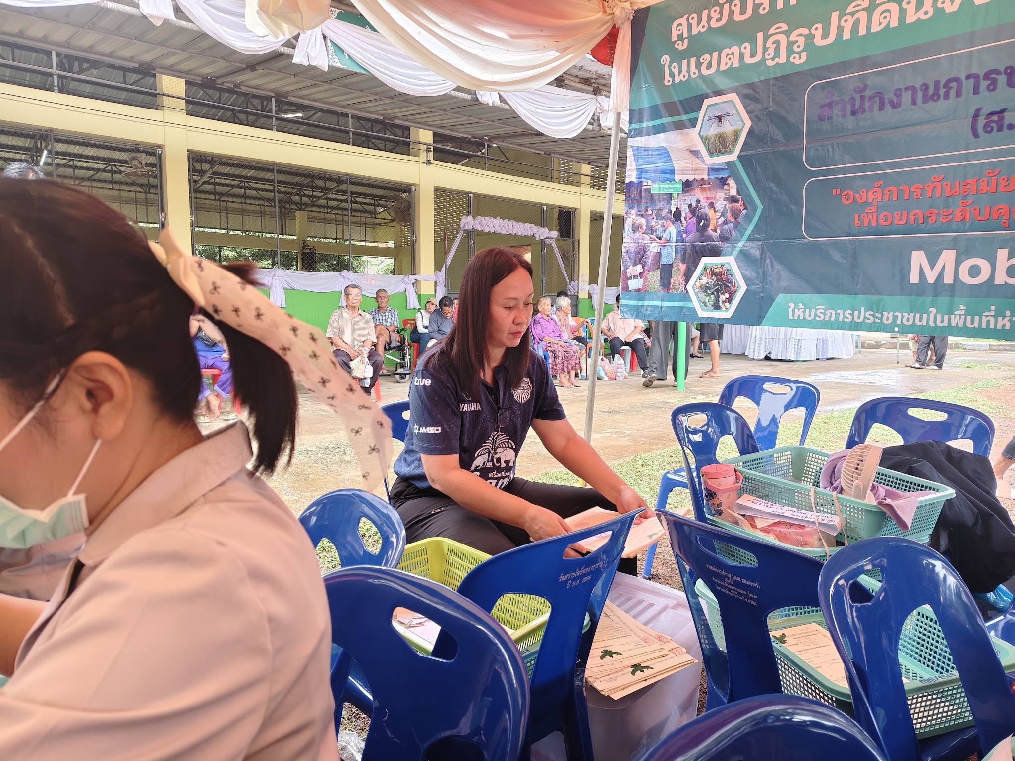 title - วันที่ 21 ตุลาคม 2569 นายประเสริฐ กาญจนเกียรติกุล ปฏิรูปที่ดินจังหวัดบุรีรัมย์ ได้มอบหมายให้เจ้าหน้าที่ ส.ป.ก.บุรีรัมย์ ร่วมออกหน่วยแพทย์อาสา สมเด็จพระศรีนครินทราบรมราชชนนี (พอ.สว) ภายใต้โครงการ 