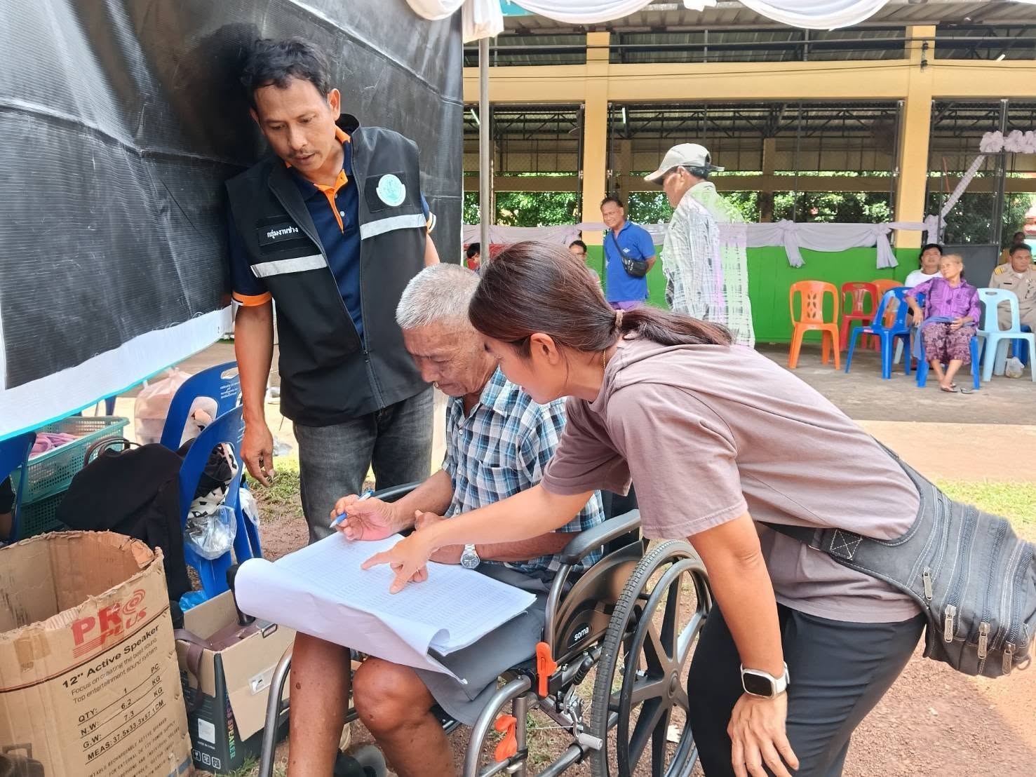 title - วันที่ 21 ตุลาคม 2569 นายประเสริฐ กาญจนเกียรติกุล ปฏิรูปที่ดินจังหวัดบุรีรัมย์ ได้มอบหมายให้เจ้าหน้าที่ ส.ป.ก.บุรีรัมย์ ร่วมออกหน่วยแพทย์อาสา สมเด็จพระศรีนครินทราบรมราชชนนี (พอ.สว) ภายใต้โครงการ 