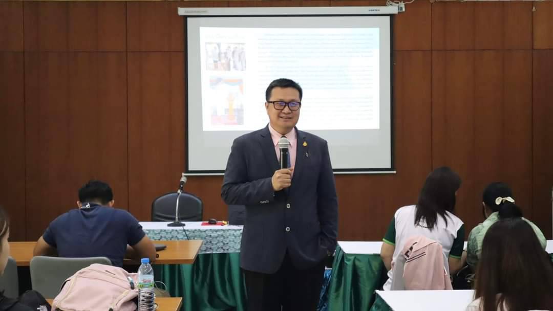 นายพิษณุ สำรี ผู้อำนวยการศูนย์ส่งเสริมและพัฒนาอาชีพเสริมนอกภาคการเกษตร ได้รับเชิญเป็นผู้บรรยายพิเศษให้แก่ บุคลากรกรมพัฒนาที่ดิน ในโครงการฝึกอบรมหลักสูตร ‘’ข้าราชการพัฒนาที่ดินรุ่นใหม่เพื่อรองรับองค์กรอัจฉริยะ‘’ รุ่นที่ 2 ณ ศูนย์ส่งเสริมและพัฒนาอาชีพเสริมนอกภาคการเกษตร
