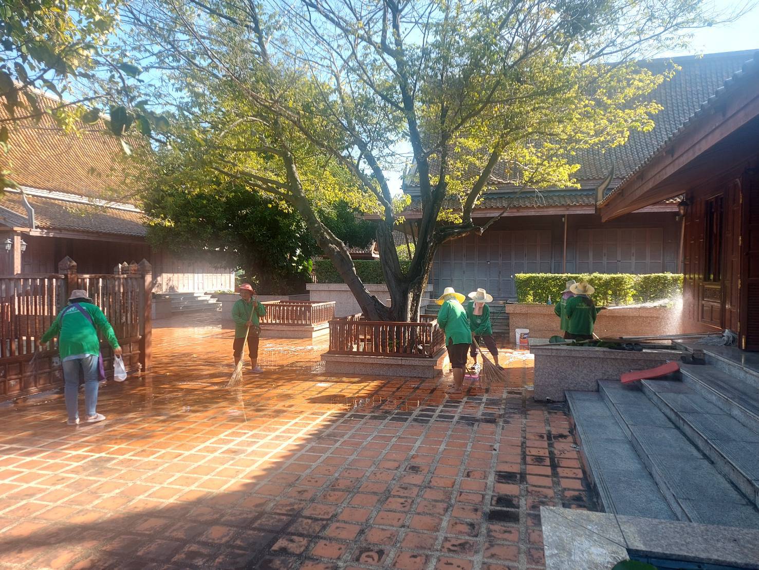 ทำความสะอาด Big Cleaning Day พระตำหนักทรงงาน