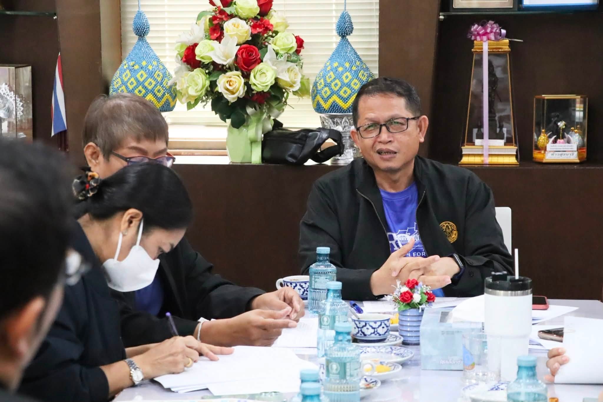 ผู้ตรวจราชการกรม สำนักงานการปฏิรูปที่ดินเพื่อเกษตรกรรม (ส.ป.ก.) ประชุมตรวจราชการและติดตามความก้าวหน้าผลการดำเนินงานของศูนย์ส่งเสริมและพัฒนาอาชีพเสริมนอกภาคการเกษตร ประจำปีงบประมาณ 2569 ณ ศูนย์ส่งเสริมและพัฒนาอาชีพเสริมนอกภาคการเกษตร