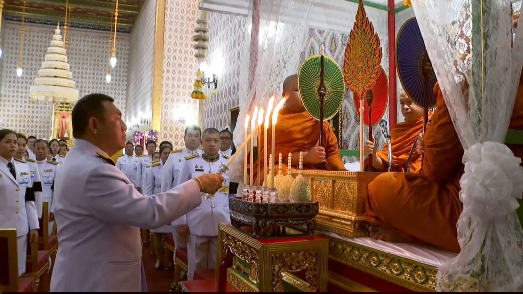 สำนักงานการปฏิรูปที่ดินเพื่อเกษตรกรรม (ส.ป.ก.) รับพระราชทานพระบรมราชานุญาตให้ร่วมเป็นเจ้าภาพบำเพ็ญกุศลถวายพระบรมศพ สมเด็จพระนางเจ้าสิริกิติ์ พระบรมราชินีนาถ พระบรมราชชนนีพันปีหลวง ณ พระที่นั่งดุสิตมหาปราสาท ในพระบรมมหาราชวัง