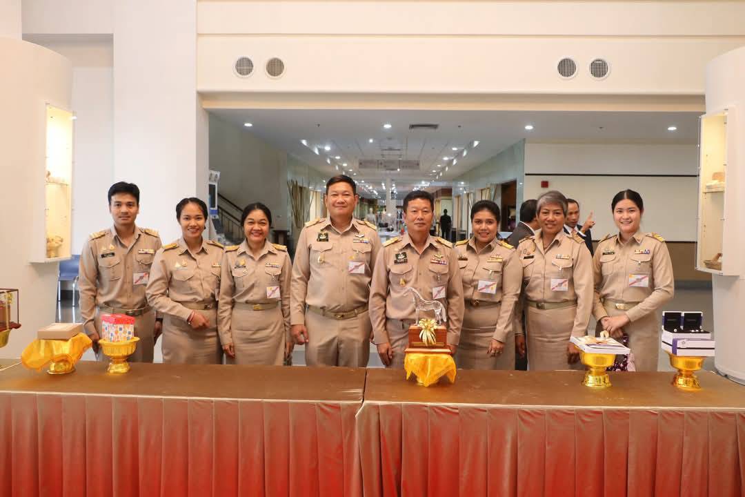 ส.ป.ก. ร่วมรับเสด็จ สมเด็จพระเจ้าลูกเธอ เจ้าฟ้าสิริวัณณวรี นารีรัตนราชกัญญา เสด็จทอดพระเนตรนิทรรศการ และการจัดแสดงผลงานภูมิปัญญาไทยและงานหัตถกรรมชุมชน ภาคกลาง (เป็นการส่วนพระองค์)