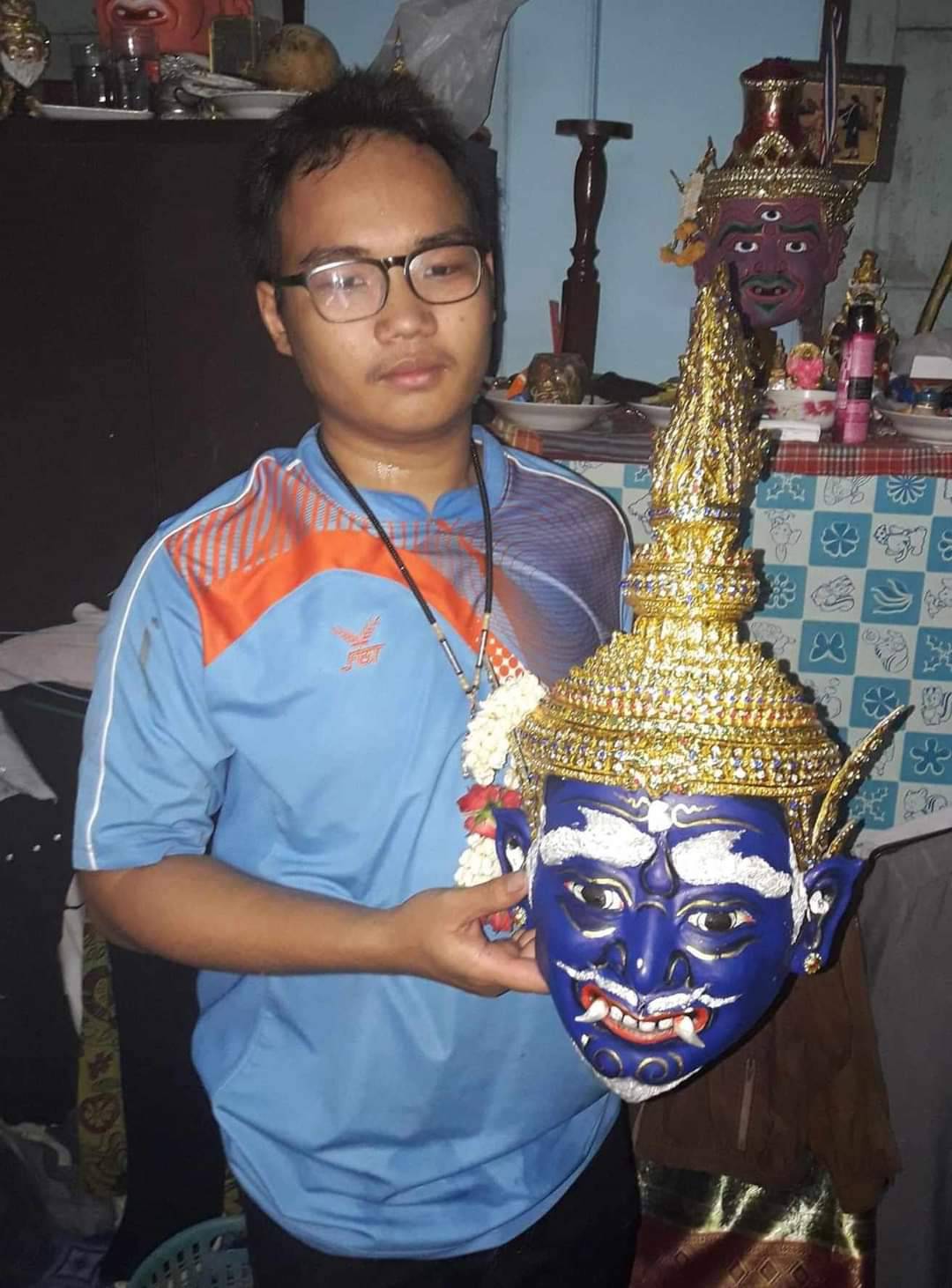 ประชาสัมพันธ์ผลงานศิษย์เก่า ศพส. แผนกช่างประดิษฐ์หัวโขน รุ่นที่ 86