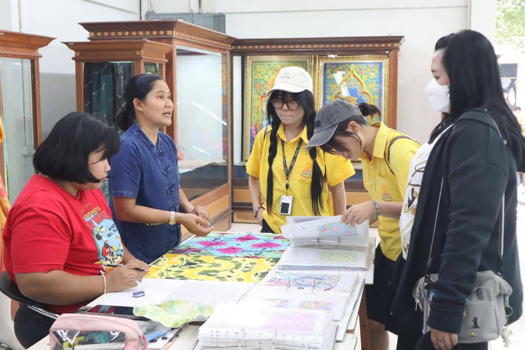 คณะครูและนักเรียน โรงเรียนหอวัง จังหวัดกรุงเทพมหานคร เข้าศึกษาดูงานภายในแผนกฝึกอบรมทั้ง 12 แผนกและเยี่ยมชมสถานที่ของ ศพส.