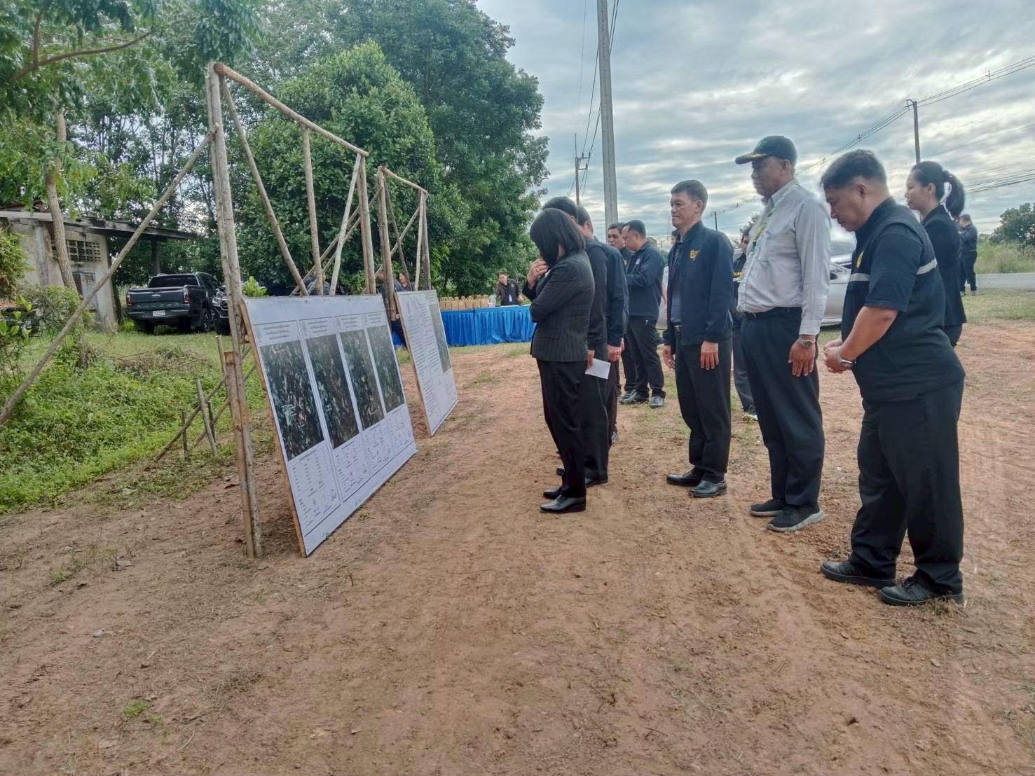 title - โครงการจัดงานขับเคลื่อนนโยบายการแก้ไขปัญหาผู้ครอบครองในเขตปฏิรูปที่ดินที่ไม่ยินยอมเข้าสู่กระบวนการปฏิรูปที่ดินเพื่อเกษตรกรรม และมอบโฉนดเพื่อการเกษตรในเขตปฏิรูปที่ดินจังหวัดฉะเชิงเทรา