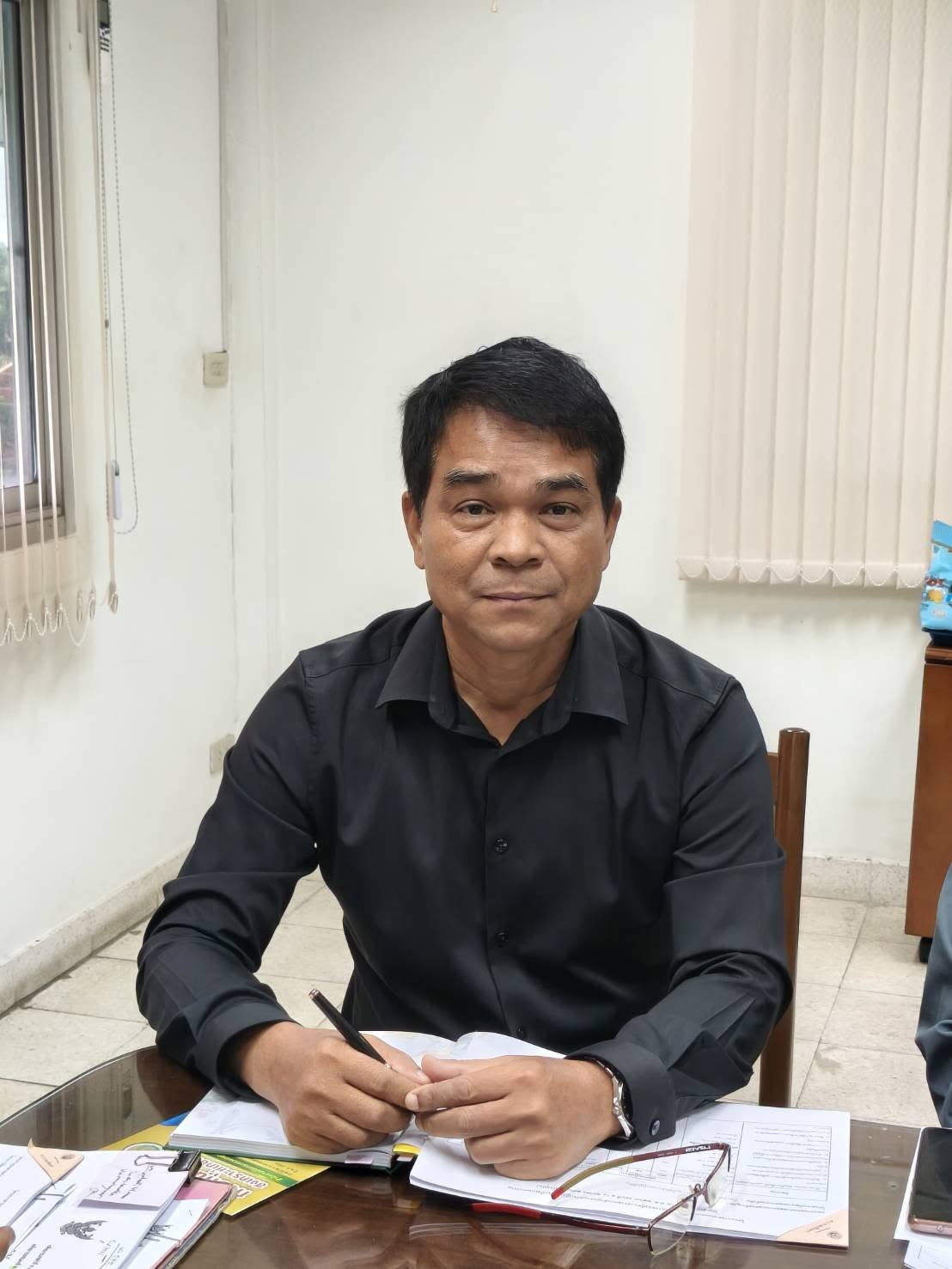 title - ผู้ตรวจราชการ ส.ป.ก. ประชุมตรวจติดตามความก้าวหน้าผลการดำเนินงานตามแผนการตรวจราชการ ประจำปีงบประมาณ พ.ศ. 2569 รอบที่ 1 เขตตรวจราชการที่ 8 จังหวัดฉะเชิงเทรา