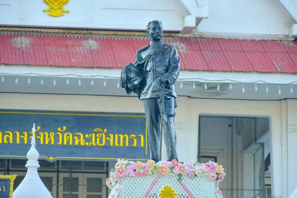 ส.ป.ก.ฉะเชิงเทราร่วมกิจกรรม“วันปิยมหาราช”น้อมรำลึกเนื่องในวันคล้ายวันสวรรคตพระบาทสมเด็จพระจุลจอมเกล้าเจ้าอยู่หัว  