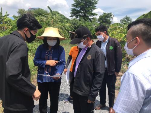 สำนักงานการปฏิรูปที่ดินจังหวัดฉะเชิงเทรา  นายวุฒิพงศ์ เนียมหอม รองเลขาธิการ สำนักงานการปฏิรูปที่ดินเพื่อการเกษตรกรรม และคณะ ลงพื้นที่สำนักงานการปฏิรูปที่ดินจังหวัดฉะเชิงเทรา เพื่อตรวจเยี่ยมและติดตามการดำเนินงานผืนดินพระราชทาน