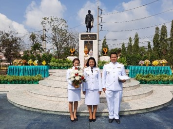  สำนักงานการปฏิรูปที่ดินจังหวัดฉะเชิงเทรา ร่วมพิธีวันที่ระลึกพระบาทสมเด็จพระนั่งเกล้าเจ้าอยู่หัว พระมหาเจษฎาราชเจ้า ณ พระบรมราชานุสาวรีย์ พระบาทสมเด็จพระนั่งเกล้าเจ้าอยู่หัว ค่ายสมเด็จพระนั่งเกล้า กองพลทหารราบที่ 11 และพิธีวันข้าราชการพลเรือน ประจำปี 2564