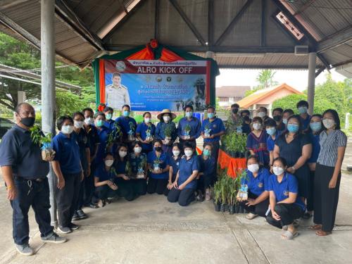 สำนักงานการปฏิรูปที่ดินจังหวัดฉะเชิงเทรา ร่วมจัดงาน “Kick Off ฟ้าทะลายโจร 1 ล้านต้น สู่เกษตรกรในเขตปฏิรูปที่ดิน”