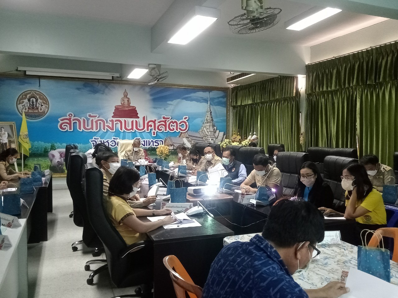 ส.ป.ก.ฉะเชิงเทรา ดำเนินการจัดการประชุมคณะกรรมการปฏิรูปที่ดินจังหวัดฉะเชิงเทรา ครั้งที่ 3/2565
