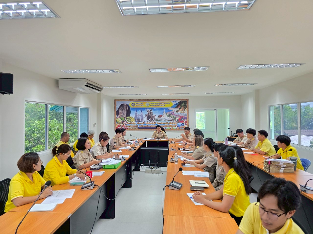 ส.ป.ก.จันทบุรี ประชุมสำนักงาน ครั้งที่ 2/2568 