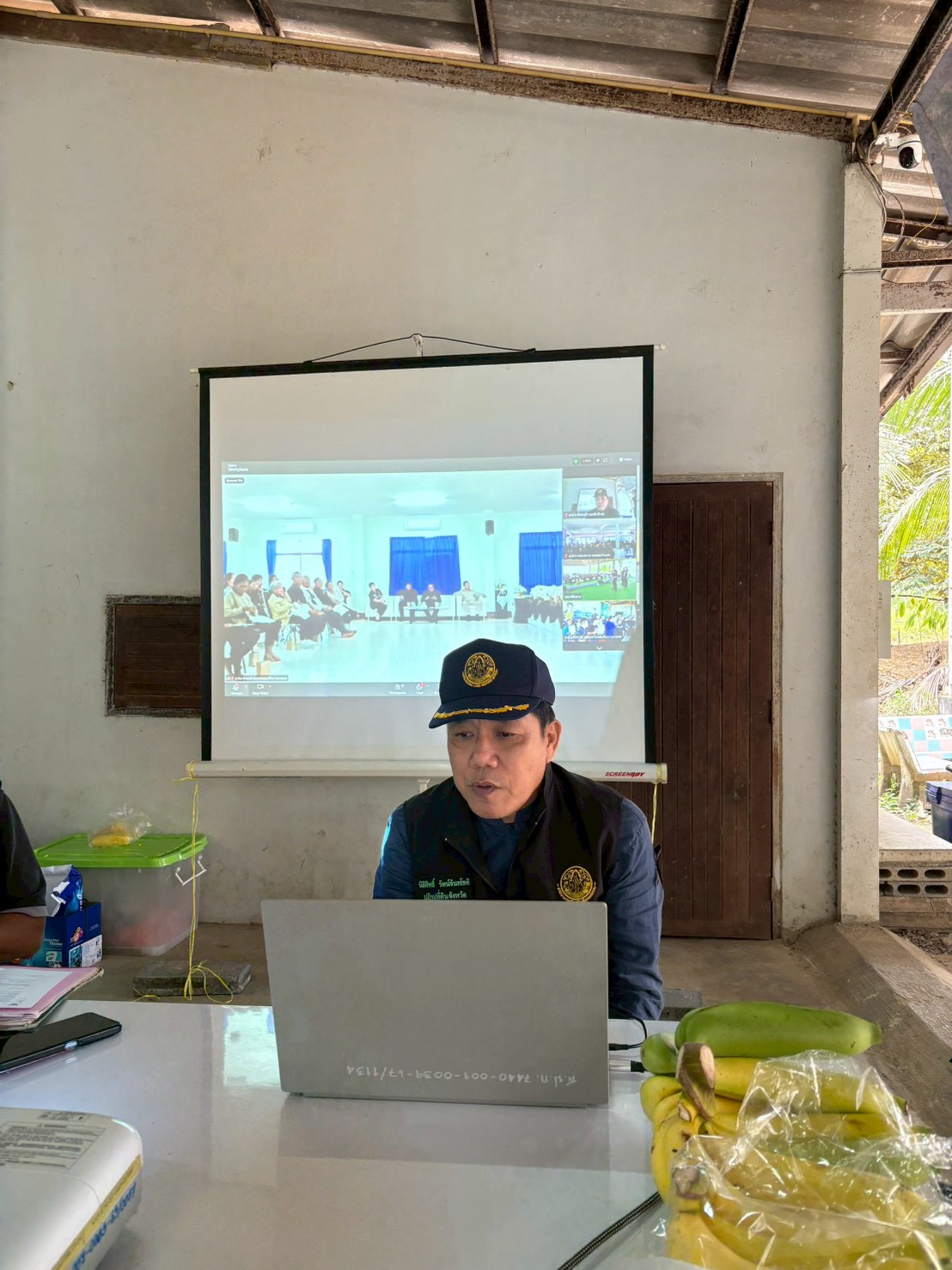 ส.ป.ก.จันทบุรี ดำเนินการจัดงานโครงการแก้ไขปัญหาผู้ครอบครองที่ดินในเขตปฏิรูปที่ดินที่ไม่ยินยอมเข้าสู่กระบวนการปฏิรูปที่ดินเพื่อเกษตรกรรม ปิดป้ายประกาศให้ผู้ครอบครองที่ดินในเขตปฏิรูปที่ดินเข้าสู่กระบวนการปฏิรูปที่ดิน