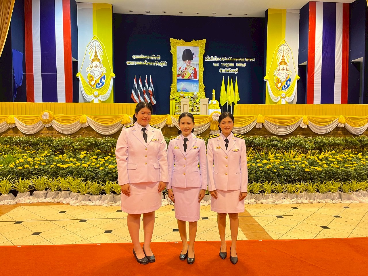 ส.ป.ก.จันทบุรี เข้าร่วมพิธีถวายราชสักการะวางพานพุ่ม และพิธีถวายพระพรชัยมงคล เฉลิมพระเกียรติพระบาทสมเด็จพระเจ้าอยู่หัวเนื่องในโอกาสวันเฉลิมพระชนมพรรษา 28 กรกฎาคม 2568