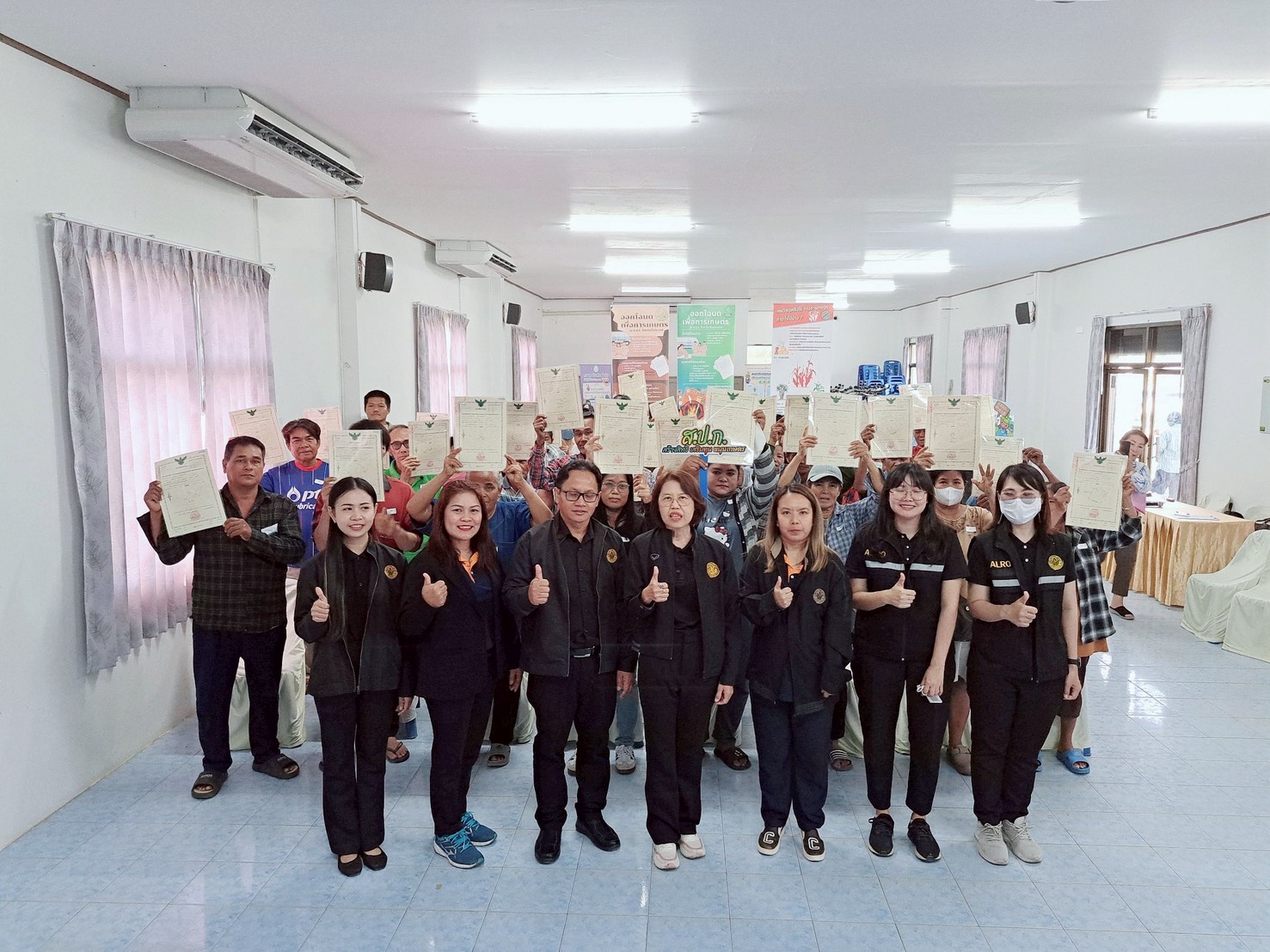 ส.ป.ก.จันทบุรี จัดกิจกรรมให้บริการด้านปฏิรูปที่ดินภายใต้โครงการจัดที่ดินเพื่อเกษตรกรรม กิจกรรมศูนย์บริการประชาชนเคลื่อนที่ (Mobile unit) ครั้งที่ 1 ปีงบประมาณ พ.ศ. 2569 