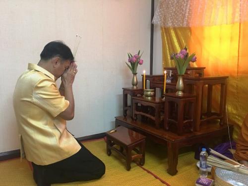 ทำบุญเนื่องในวันสงกรานต์