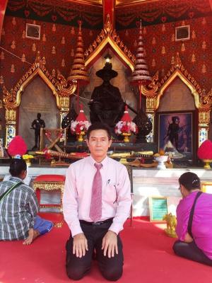 ปฏิรูปที่ดินจังหวัดจันทบุรีเข้าสักการะสิ่งศักดิ์สิทธิ์