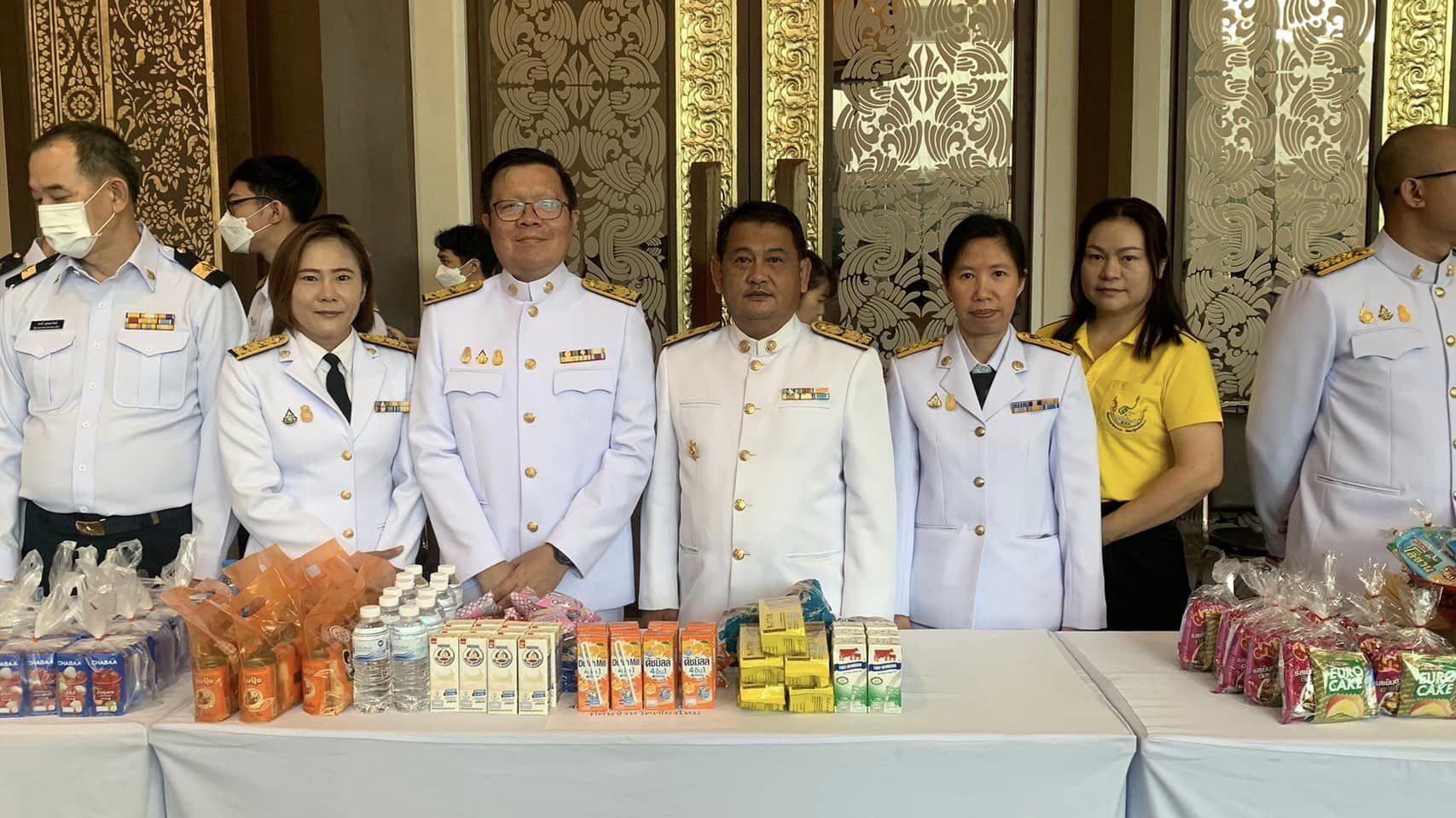 ส.ป.ก.เชียงใหม่ ร่วมพิธีเจริญพระพุทธมนต์และพิธีวานพานพุ่ม เนื่องในวันคล้ายวันพระบรมราชสมภพ พระบาทสมเด็จพระชนกาธิเบศร มหาภูมิพลอดุลยเดชมหาราช บรมนาถบพิตร วันชาติและวันพ่อแห่งชาติ