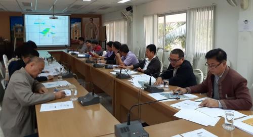 ประชุม การขับเคลื่อนงานและข้อปัญหากฎหมาย พื้นที่เขตปฏิรูปที่ดิน บริเวณดอยแม่สลอง และหน้ามหาวิทยาลัยแม่ฟ้าหลวง 
